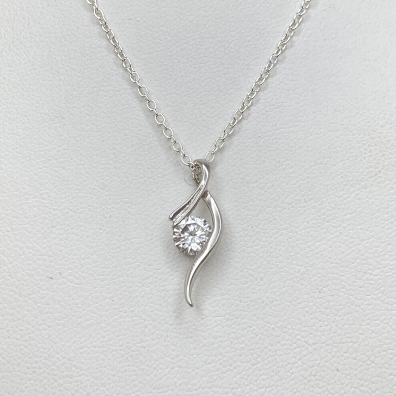 Fabunora Style Swirl Necklace - 925 Sterling Silver necklace